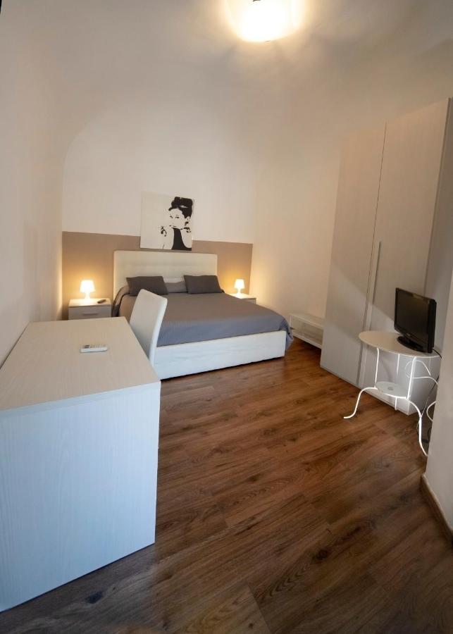 Zurria Rooms Catania Bagian luar foto